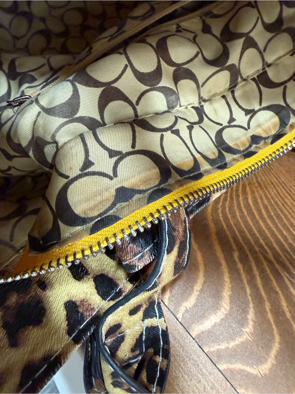 RARE  Mustard Yellow Pebbled Leather Tote with Leopard Accents - Picture 8 of 11